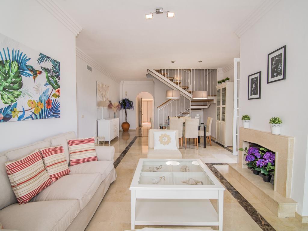 River Garden Spacious Penthouse Marbella Exterior photo