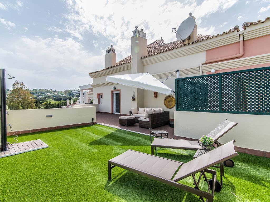 River Garden Spacious Penthouse Marbella Exterior photo