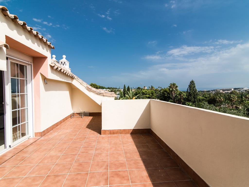 River Garden Spacious Penthouse Marbella Exterior photo